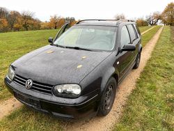 Schwarz Gebraucht 2006 VW Golf V Kombi | 600 € (Superpreis)