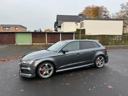 Grau Gebraucht 2016 Audi RS3 S-Line Kleinwagen | 19.990 €