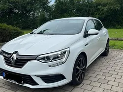 Weiß Gebraucht 2018 Renault Mégane IV Limousine | 8.990 € (Superpreis)
