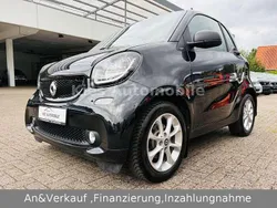 Schwarz Gebraucht 2019 Smart ForTwo Coupé Passion Kleinwagen | 15.970 € (Fairer Preis)