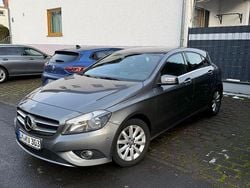 Grau Gebraucht 2013 Mercedes A180 Style Limousine | 7.700 € (Guter Preis)