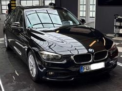 Schwarz Gebraucht 2017 BMW 320 Efficient Dynamics Limousine | 11.600 € (Superpreis)