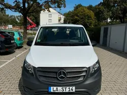 Weiß Gebraucht 2016 Mercedes Vito Van / Kleinbus | 15.800 €