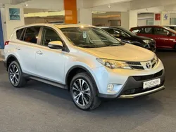 Silber Gebraucht 2015 Toyota RAV4 Edition SUV | 18.999 € (Fairer Preis)