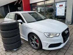 Weiß Gebraucht 2016 Audi A3 Sportback Ambition Limousine | 16.666 € (Fairer Preis)