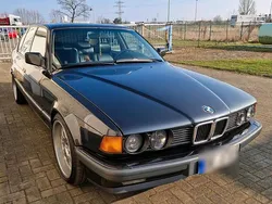 Schwarz Gebraucht 1990 BMW 730 Limousine | 16.990 €