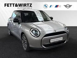 Melting silver iii Gebraucht 2024 Mini Cooper Kleinwagen | 29.490 € (Fairer Preis)
