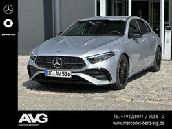 Lack hightechsilber Gebraucht 2025 Mercedes A200 AMG Limousine | 41.900 €