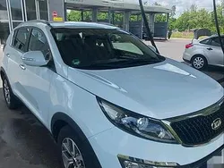 Weiß Gebraucht 2016 Kia Sportage 2 SUV | 12.800 € (Fairer Preis)