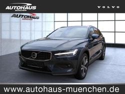 Denim blue (metallic) Gebraucht 2023 Volvo V60 Plus Kombi | 43.990 € (Teuer)