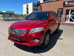 Rot Gebraucht 2012 Toyota RAV4 Life SUV | 10.900 € (Etwas zu teuer)
