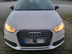 Weiß Gebraucht 2015 Audi A1 Sportback Kleinwagen | 8.500 € (Guter Preis)