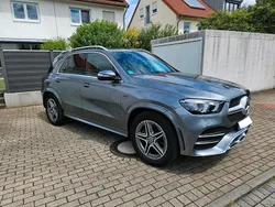 Grau Gebraucht 2021 Mercedes GLE350 AMG SUV | 49.900 €