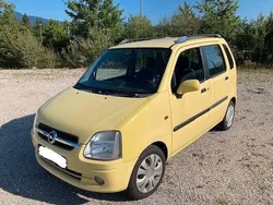 Gelb Gebraucht 2003 Opel Agila Kleinwagen | 1.900 € (Etwas zu teuer)