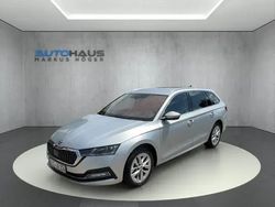 Brilliantsilber metallic Gebraucht 2022 Skoda Octavia Style Kombi | 23.490 € (Guter Preis)