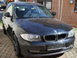 Schwarz Gebraucht 2011 BMW 118 Cabriolet Cabrio | 3.700 €