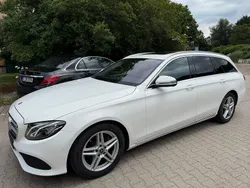 Weiß Gebraucht 2018 Mercedes E220 Avantgarde Kombi | 17.550 € (Superpreis)