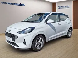 Polar white / sol Gebraucht 2021 Hyundai i10 Trend Kleinwagen | 12.990 € (Fairer Preis)