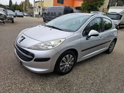 Aluminiumgrau mit schutzlack Gebraucht 2007 Peugeot 207 Tendance Kleinwagen | 2.999 € (Etwas zu teuer)