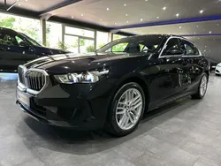 Schwarz Gebraucht 2024 BMW 520 Performance Limousine | 48.990 € (Superpreis)
