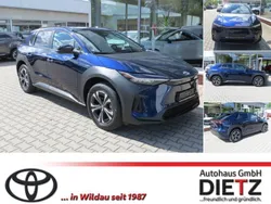 Blau Neu 2025 Toyota bZ4X Team SUV | 39.319 € (Fairer Preis)