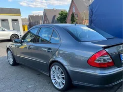 Grau Gebraucht 2009 Mercedes E220 Avantgarde Limousine | 11.900 € (Etwas zu teuer)