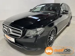 Schwarz Gebraucht 2017 Mercedes E220 Avantgarde Kombi | 19.950 €