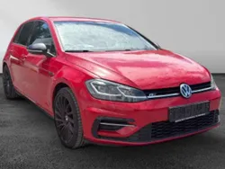 Rot Gebraucht 2018 VW Golf VII Highline Limousine | 15.400 € (Guter Preis)