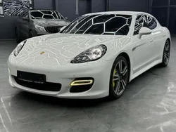 Porsche Panamera Turbo