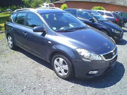 Grau Gebraucht 2011 Kia Ceed 2 Limousine | 2.590 € (Superpreis)