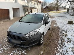Weiß Gebraucht 2016 Ford Fiesta Kleinwagen | 3.500 € (Superpreis)