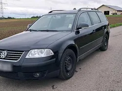 Schwarz Gebraucht 2005 VW Passat Kombi | 1.800 € (Fairer Preis)