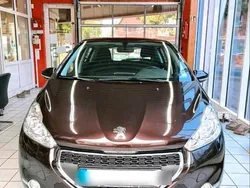 Violet Gebraucht 2013 Peugeot 208 Kleinwagen | 4.250 € (Fairer Preis)