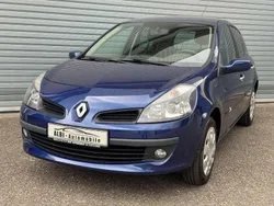 Blau Gebraucht 2008 Renault Clio III Dynamique Kleinwagen | 2.880 € (Fairer Preis)