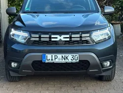 Grau Gebraucht 2024 Dacia Duster Journey SUV | 24.000 € (Fairer Preis)
