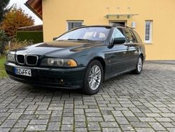 Grün Gebraucht 2001 BMW 530 Kombi | 3.300 € (Etwas zu teuer)