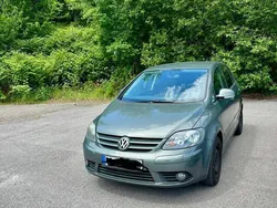 Grau Gebraucht 2005 VW Golf Plus Cross Van / Kleinbus | 3.200 € (Etwas zu teuer)