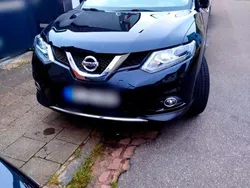 Schwarz Gebraucht 2017 Nissan X-Trail Tekna SUV | 18.999 € (Fairer Preis)