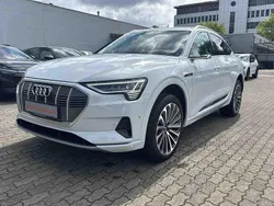 Gletscherweiß metallic Gebraucht 2021 Audi e-tron Sportback Performance SUV | 36.950 €