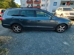 Grau Gebraucht 2010 VW Passat Kombi | 1.800 € (Superpreis)