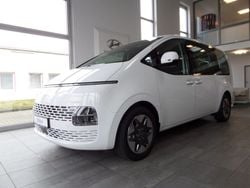 Weiß Gebraucht 2024 Hyundai Staria Trend Van / Kleinbus | 47.985 € (Guter Preis)
