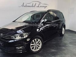 Schwarz Gebraucht 2016 VW Touran Comfortline Van / Kleinbus | 11.999 € (Fairer Preis)