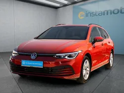 Rot Gebraucht 2024 VW Golf VIII Kombi | 23.949 € (Guter Preis)