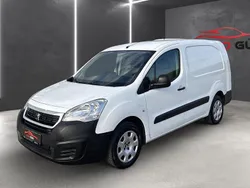 Weiß Gebraucht 2015 Peugeot Partner Comfort plus Van / Kleinbus | 8.999 € (Etwas zu teuer)