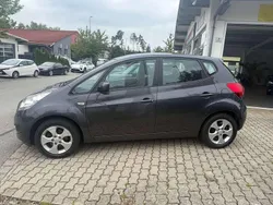 Grau Gebraucht 2013 Kia Venga Edition 7 Kleinwagen | 4.500 € (Guter Preis)