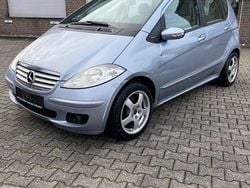 Blau Gebraucht 2006 Mercedes A170 Elegance Van / Kleinbus | 1.900 € (Guter Preis)
