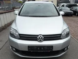 Silber Gebraucht 2012 VW Golf VII Team Limousine | 4.499 €