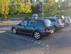 Grau Gebraucht 2002 VW Golf IV Limousine | 3.200 € (Teuer)