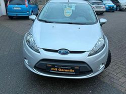 Silber Gebraucht 2009 Ford Fiesta Ambiente Kleinwagen | 3.999 € (Fairer Preis)