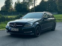 Schwarz Gebraucht 2011 Mercedes C250 AMG line Kombi | 5.400 € (Superpreis)